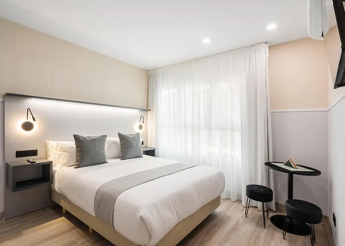 Hotel Dobo Madrid Molins