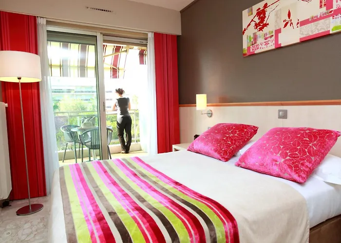 The Originals Boutique, Hôtel Les Strélitzias Juan-les-Pins