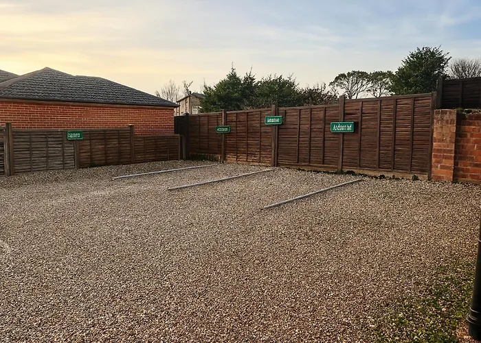 The Railway Sleeper Lodge Colchester