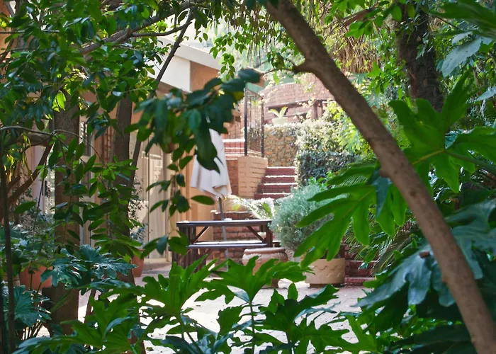 Pumleni Guesthouse Hartbeespoort