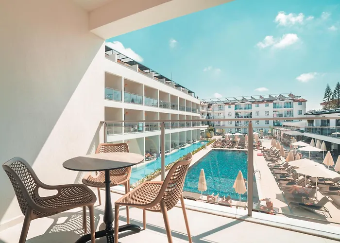 Victoria Princess Hotel Side