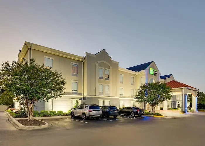 Holiday Inn Express & Suites Orangeburg By Ihg