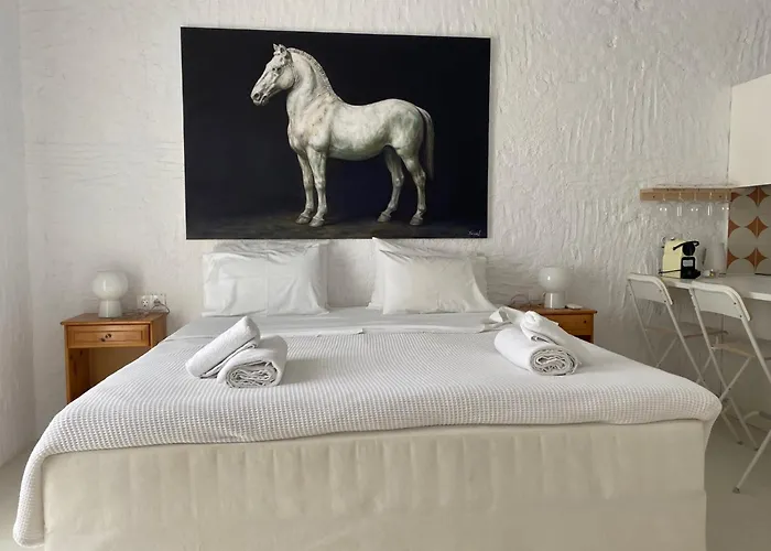 Manolis' House Aparthotel Skiathos Town