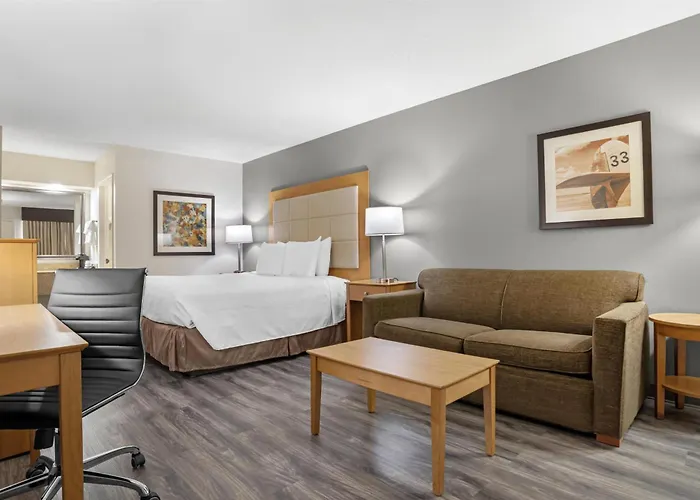 Best Western Airport Inn Pearl