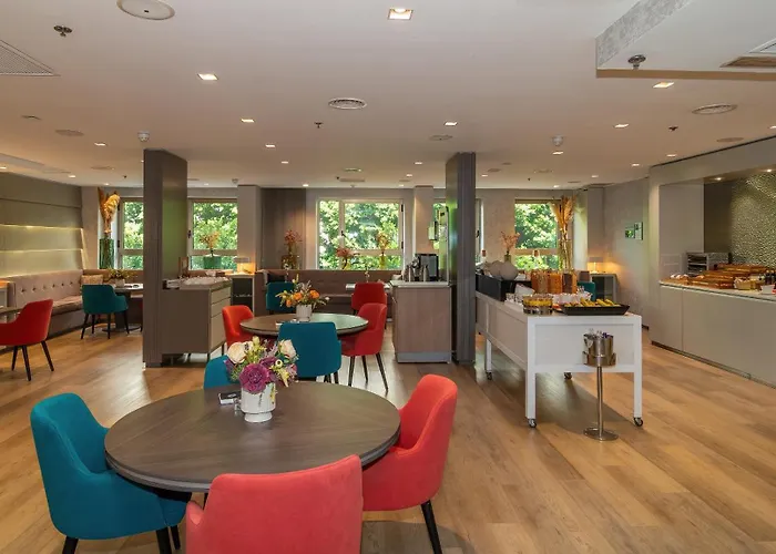 Hotel Sh Colon Valence