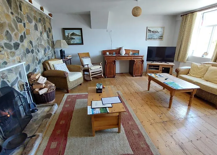 Lavelle'S Seaside House & Mickey'S Bar Bed & Breakfast Achill Sound
