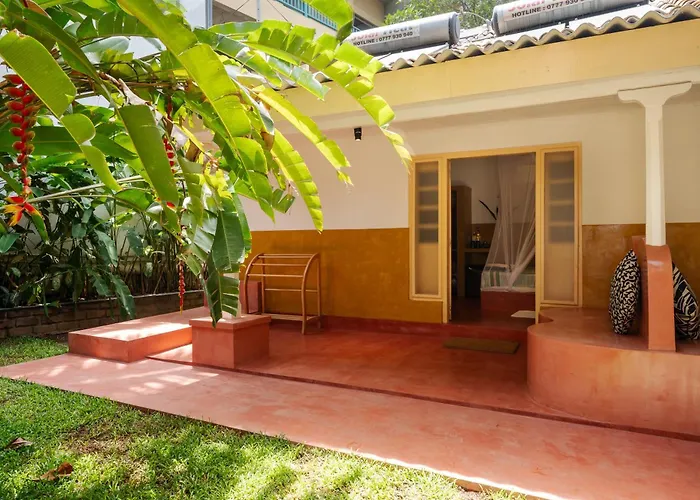 Dots Bay House Hotel Dickwella