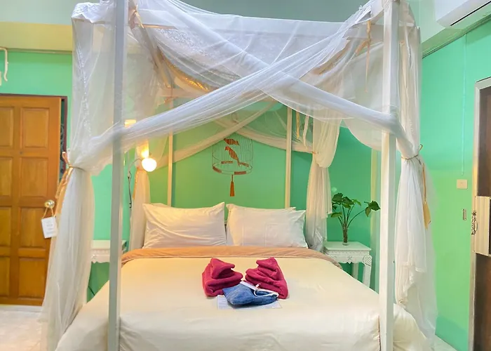 Awana House Bed & Breakfast Chiang Mai