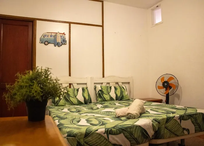 Hostel Banana Surf House Los Cristianos 