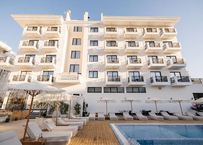 Chimaera Hotel Himare