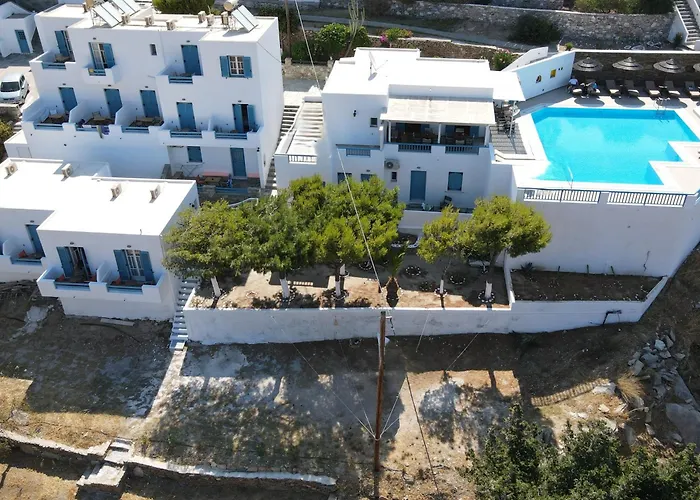 Golden Sun Aparthotel Chora 