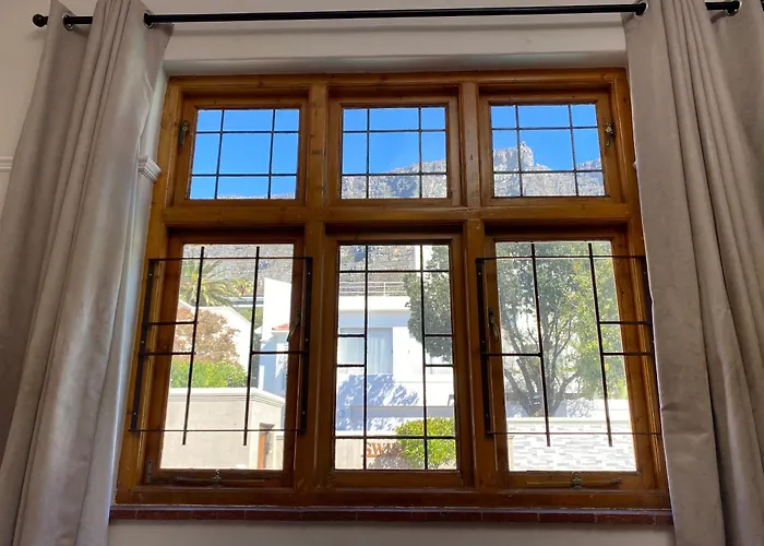 Redbourne Hilldrop Guesthouse B&B Cape Town