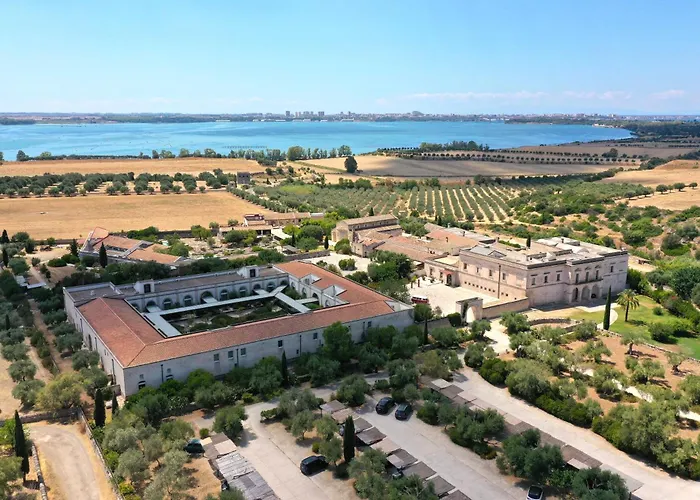 Relais Histo San Pietro Sul Mar Piccolo Hotel Taranto
