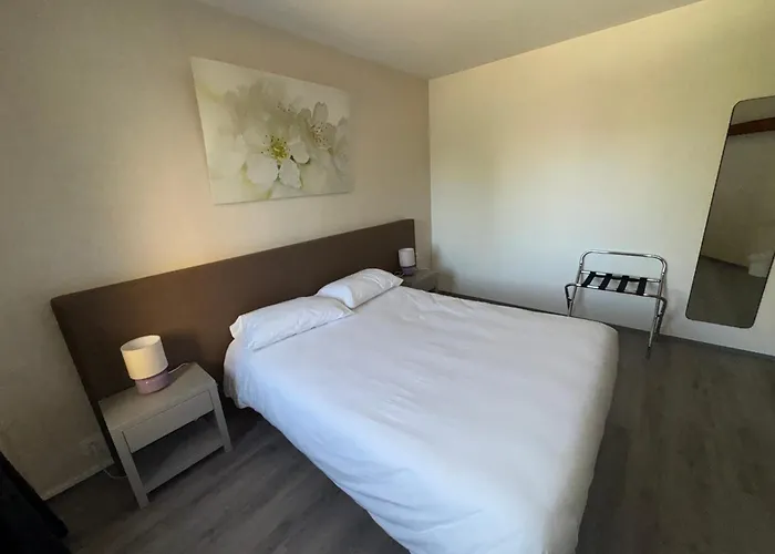 Hotel Dupleix - Hyper Centre - Reouverture Quimper