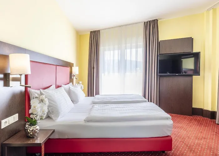 Plaza Premium Salzburg Hotel