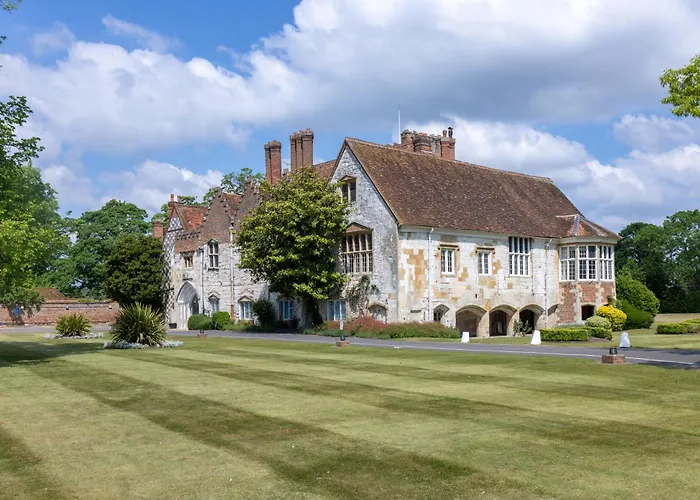 Bisham Abbey National Sports Centre Hotel Marlow 