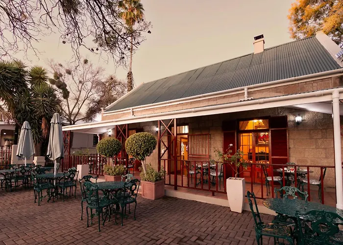 88 Baron Van Reede Guesthouse Oudtshoorn