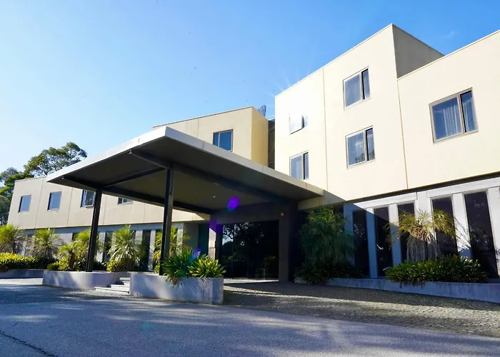 Golden Pebble Hotel Wantirna