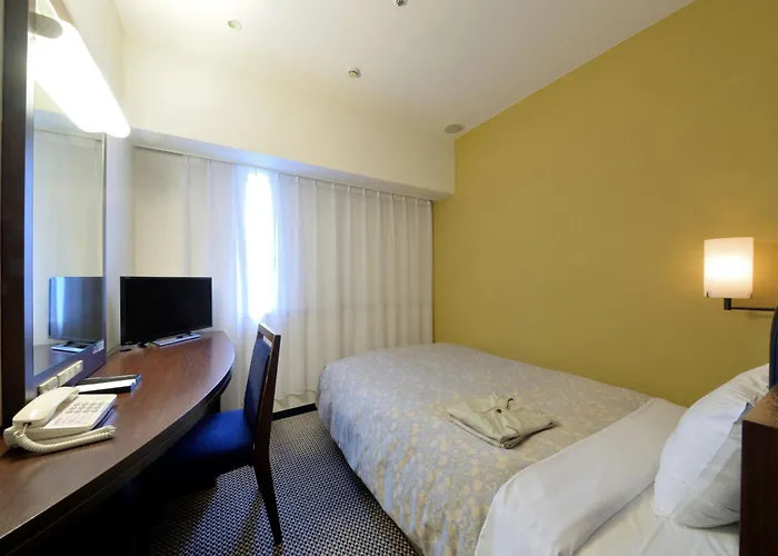 Takaoka Manten Hotel Ekimae
