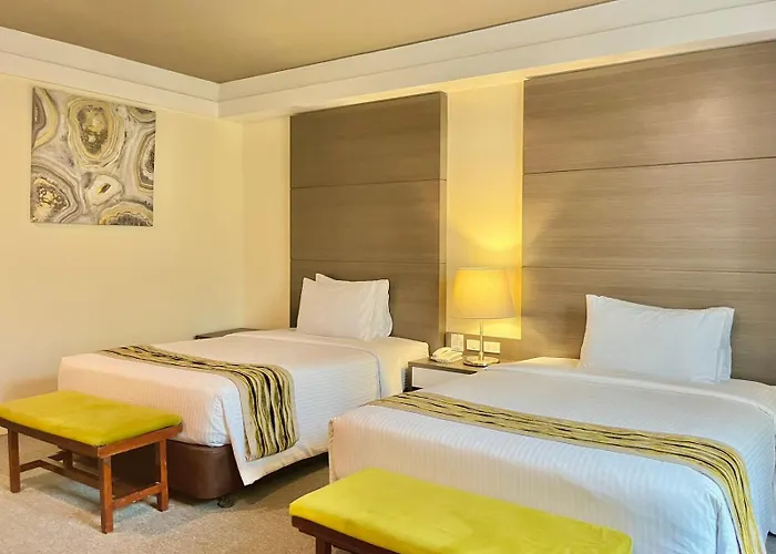 88 Courtyard Hotel Pasay