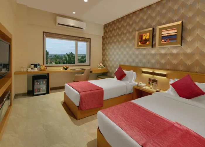 Click Hotel Bhuj