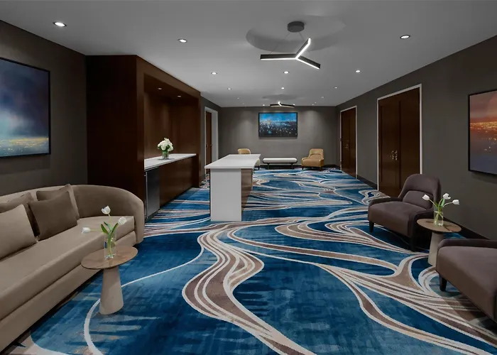 Hotel Hilton Brooklyn New York - Newly Renovated