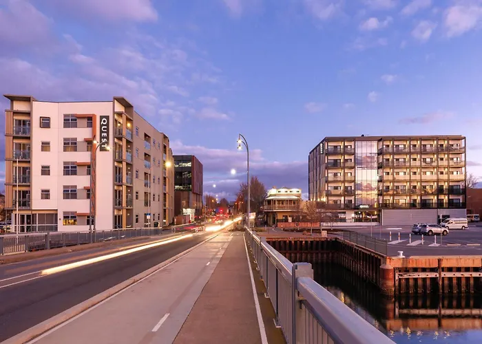 Quest Port Adelaide Aparthotel