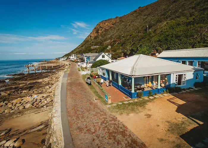 Silver Spray Beach Accommodation Victoria Bay