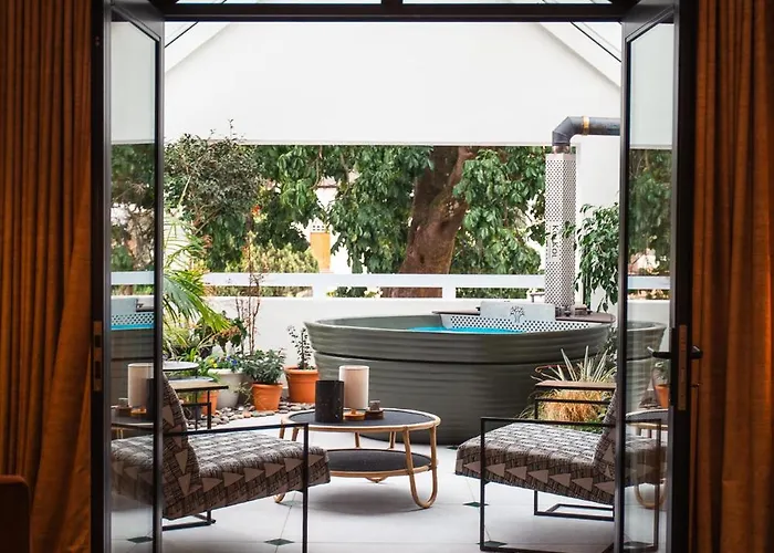 Le Petit Manoir Boutique Hotel Franschhoek