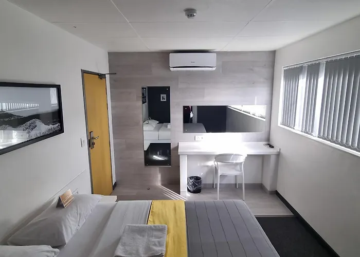 Check Inn Hotel Cape Town