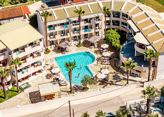 Caretta Beach Resort & Waterpark Kalamaki 