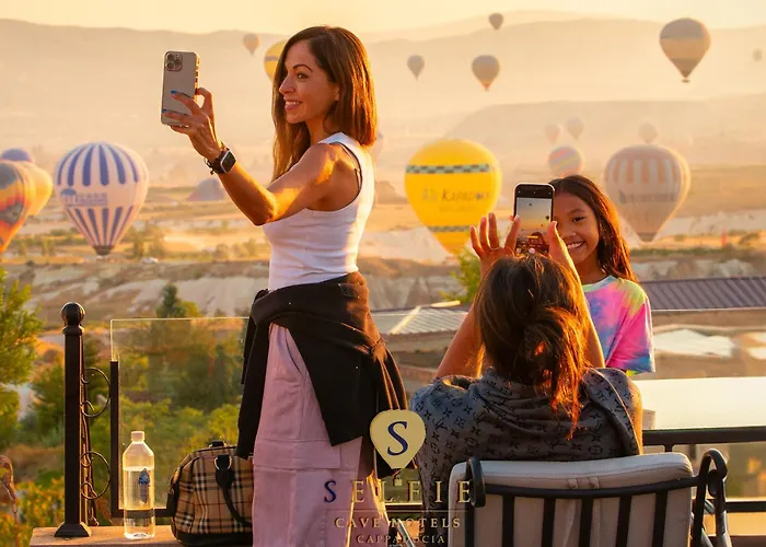 Cappadocia Fairy Chimneys Selfie Cave Hotels - Special Class Uçhisar