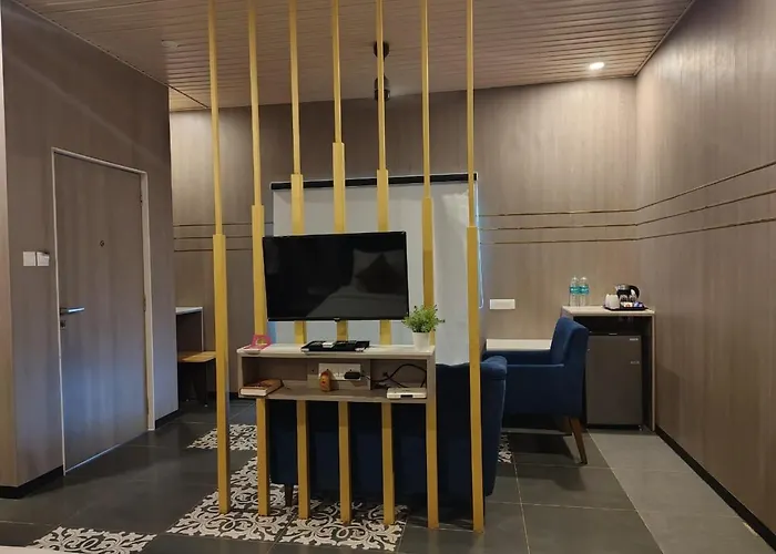 Meritas Seawind Beach Resort, Shrivardhan