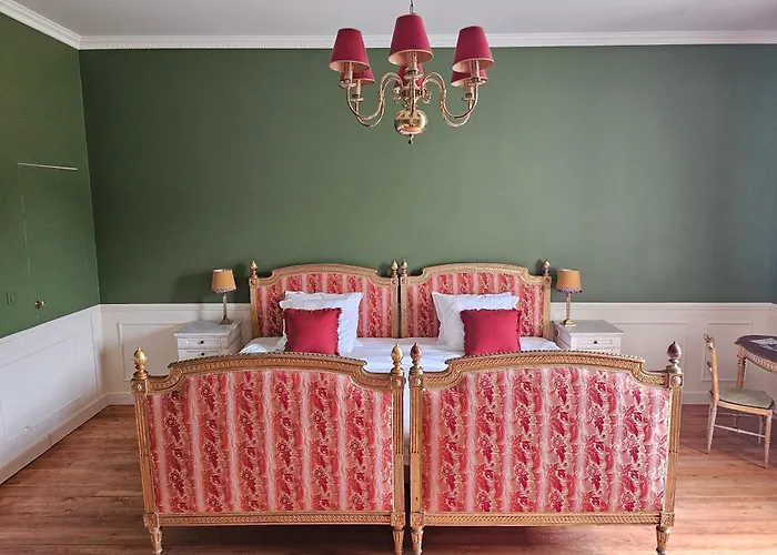 Kasteel Duras Bed and Breakfast Sint-Truiden