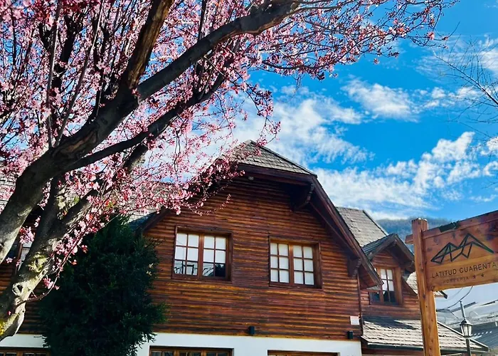 Latitud Cuarenta Suites San Martín de los Andes