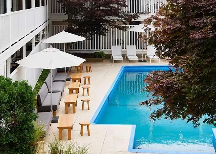 Parker Beach Lodge South Yarmouth