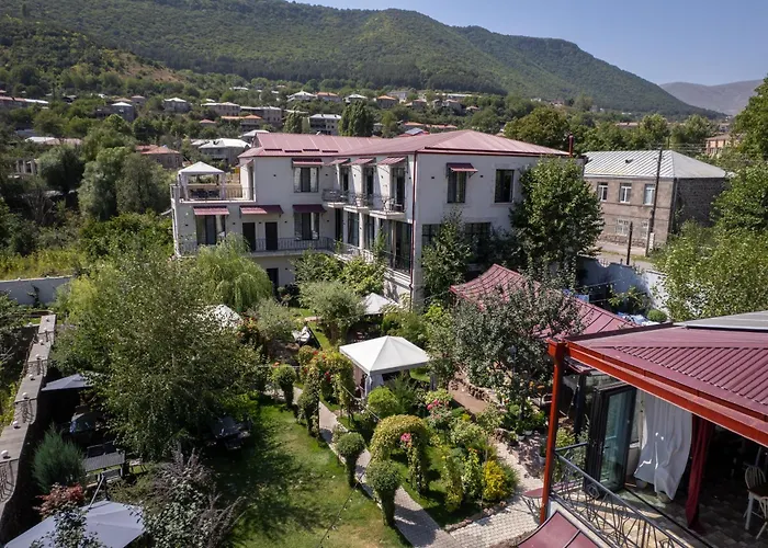 Redroof Goris Boutique Hotel