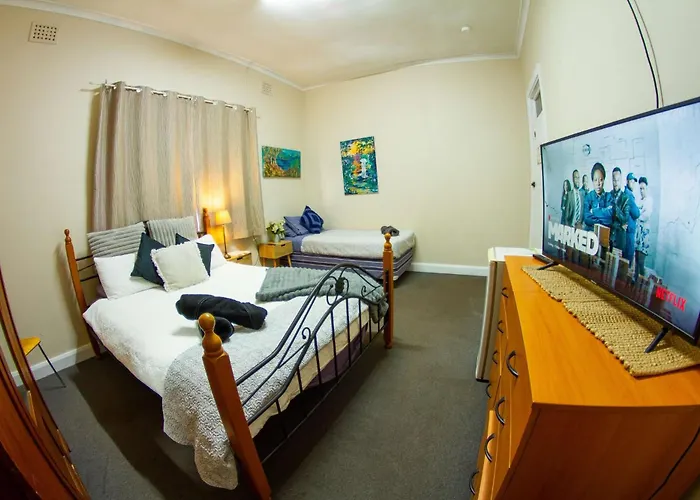 The Piccadilly Hotel Kalgoorlie