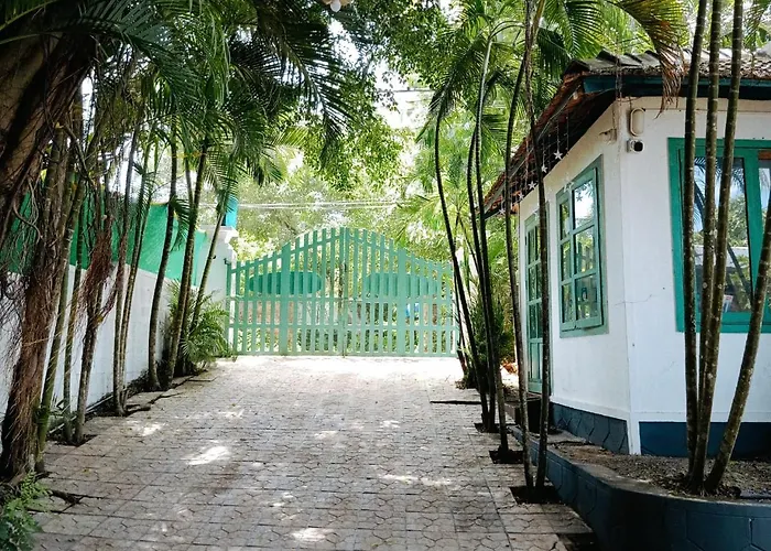 Petit Ana Beach Retreat Varkala