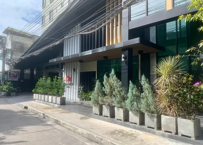 Thana Wisut Hotel กรุงเทพมหานคร