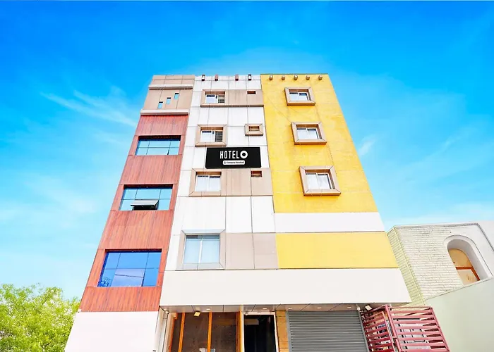 Super Hotel O Srigandhakavalu Formerly Chamundeshwari Lodging Bangalore
