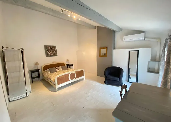 Les Chambres De La Villa Eugenie Lézignan-Corbières