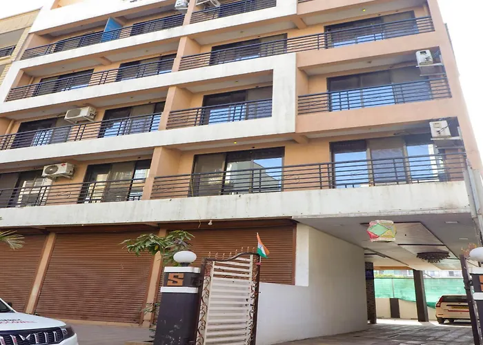 Hotel Om Sai Navi Mumbai