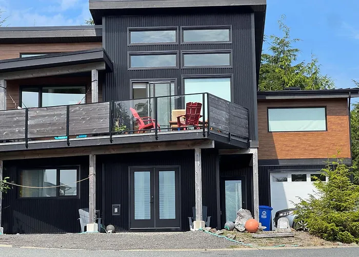 Slack Tide Suite Ucluelet