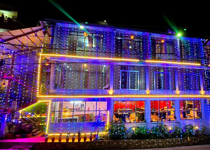 Sleeping Beauty Hotel Moutain View Property Joshimath
