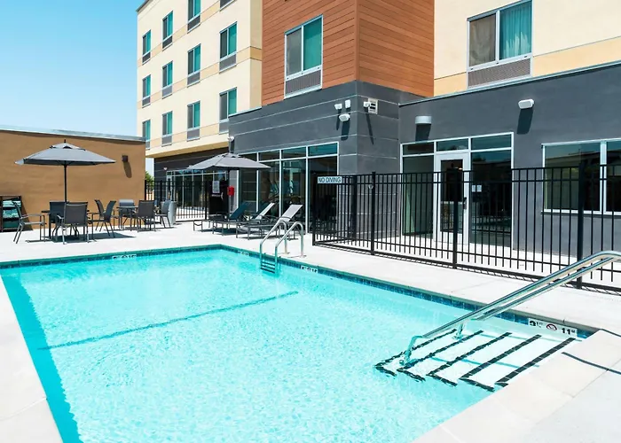 Fairfield Inn & Suites Hanford