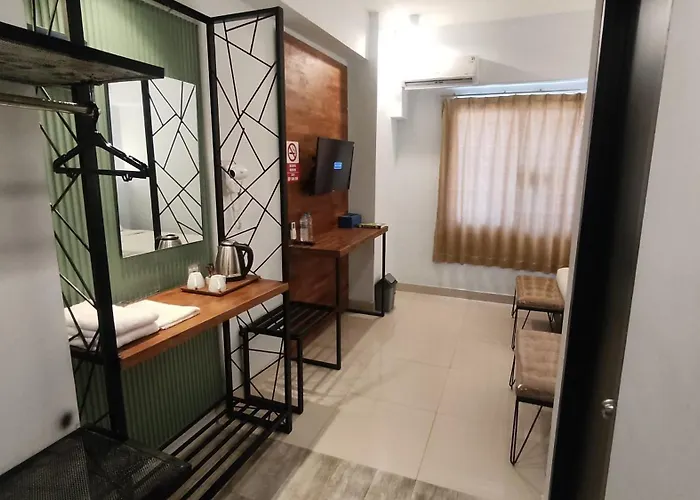 De La Charis Hotel By Waringin Hospitality Tuban 