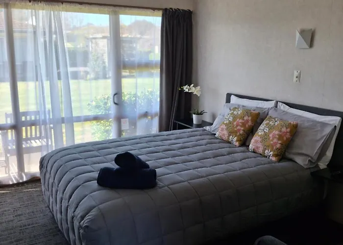 Cherry Grove Motel Havelock North