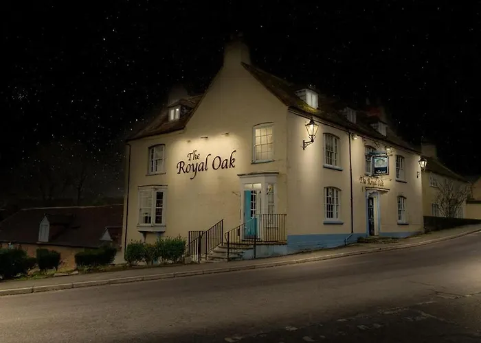 The Royal Oak Hotel Bere Regis