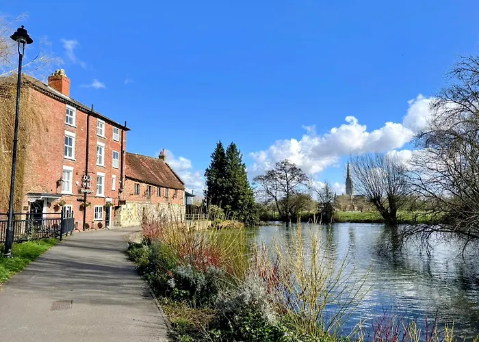The Old Mill Hotel Salisbury